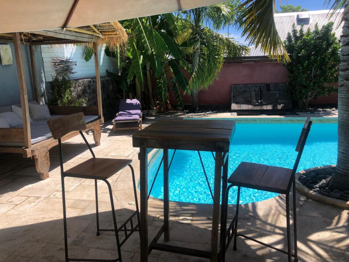 Studio Independant Dans Propriete Avec Piscine Et Wifi Lägenhet Saint-Gilles-les Bains Exteriör bild